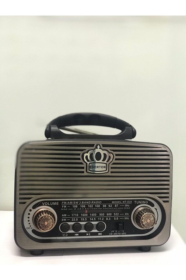 Everton Rt-830 Güneş Enerjili Panelli Bluetooth Fm-usb-tf Card-aux Nostaljik Radyo